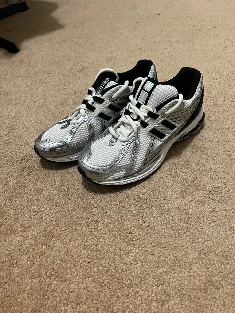 New Balance 1906R Metallic Silver Black - Men's 9.5 / Women's 11 (Brand New)